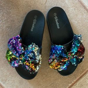 Size 9 colorful sequin slides